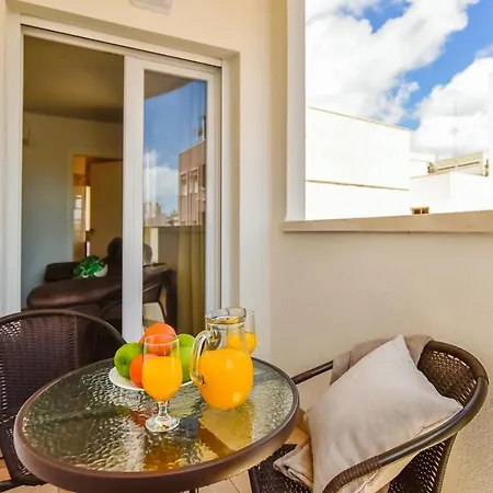 Cura Apartament