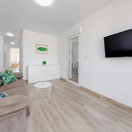 Apartament Cura